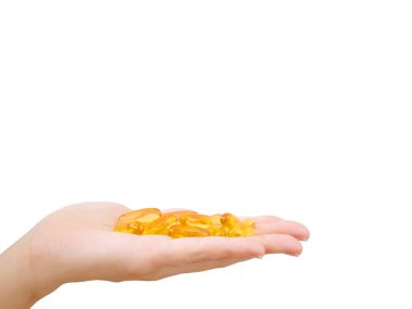 Kesme yolu olan balık yağı kapsülleri ve kopyalama alanı