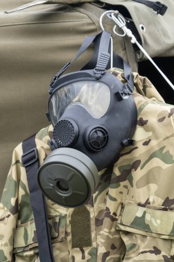 Askeri gaz maskesi ve kimyasal koruma ekipmanları