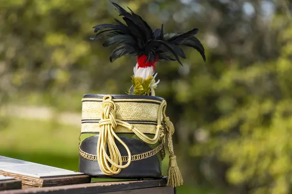 Macar süvari subayına şapka