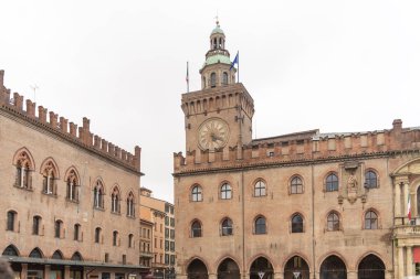 İtalya 'nın Bologna merkezindeki ortaçağ tarihi binaları