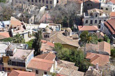 Akropolis tepesinden Atina 'nın evlerinin yakın görüntüsü. Yunanistan 'ı gezmek ve tatil.