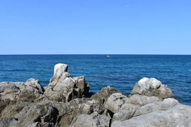 Sahil kenti Cefalu, Palermo, Sicilya, İtalya. Sicilya 'da yaz. İtalya 'da tatil. Sicilya Denizi. Güney İtalya 'da tatiller. 