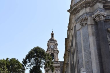 İtalya, Sicilya 'daki Piazza del Duomo' daki Aziz Agatha Katedrali. İtalyan bayramı. Sicilya seyahati. Sicilya 'yı gezmek. 