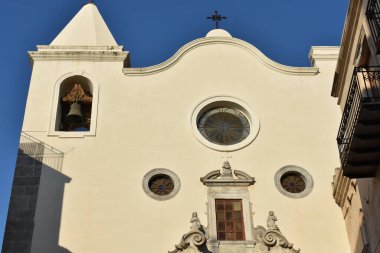 Cefalu Sicilya, İtalya - Temmuz 2025: Santo Stefano Kilisesi. Chiesa di Santo Stefano Protomartire del Purgatorio Sicilya 'nın tarihi bölgesinde. İtalyan seyahati. Sicilya 'da yaz. 