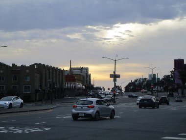 San Francisco, ABD - 12 Temmuz 112 16: San Francisco Caddesi, Kaliforniya 'da trafik