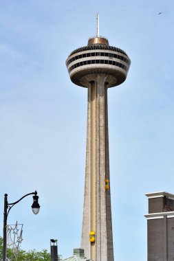 Haziran 2022 'de Niagara Şelalesi' ndeki Skylon Kulesi