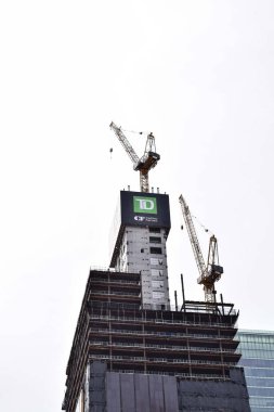 5 Mayıs 2022 - Toronto, Ontario, Kanada: Yüksek TD Cadillac Fairview Binası inşa ediliyor