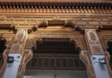 Marakeş, Fas 'taki Eski Medine' nin muhteşem Fas mimarisinin manzarası. Fotoğraf 5 Aralık 2024 'te Marakeş' te çekildi.