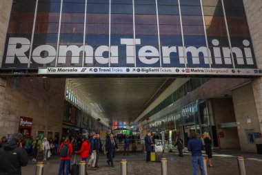 İtalya 'nın sonsuz Roma kentindeki muhteşem Roman Termini istasyonunun manzarası. Fotoğraf 29 Aralık 2024 'te Roma' da çekildi.