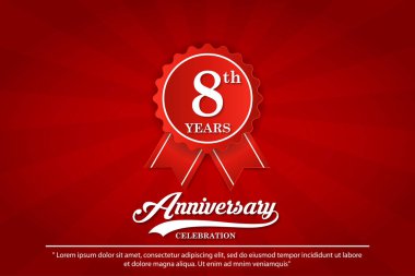 Sekizinci yıl kutlama amblemi. Kırmızı kurdele zerafetiyle izole edilmiş zarif yıldönümü logosu. Web, rozetler, kutlama kartları ve davetiye kartları için vektör illüstrasyon şablonu tasarımı