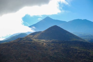Gün doğumunda sıradağlar - İspanya, Tenerife