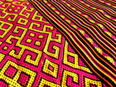 Endonezya geleneksel örgü kumaş dokusunu kapat