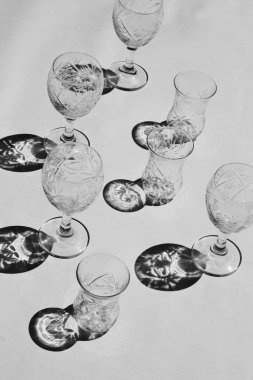 kristal cam kontrastlı gölge