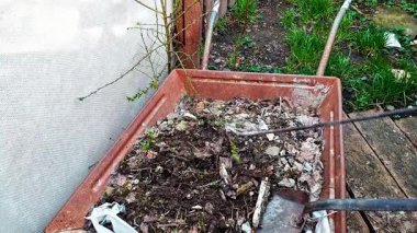 Çevre dostu, yemyeşil büyüme için bu basit gübreleme ipuçları ile bahçenizi dönüştürün