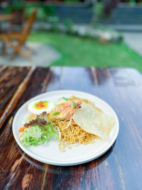 Lezzetli Asya yemeklerinin yakın görüntüsü