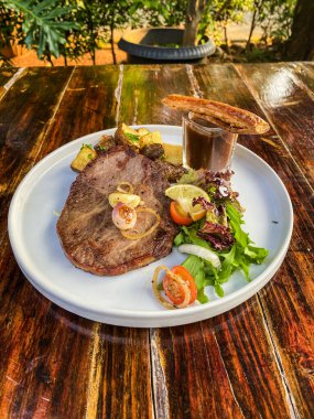 dana biftek ahşap tablo