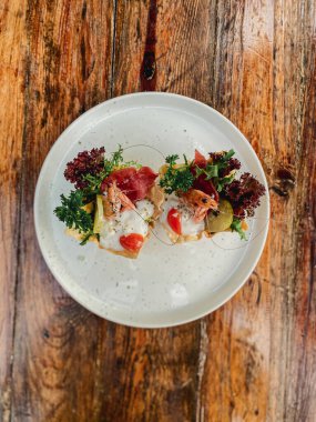 Tabakta lezzetli yemekler