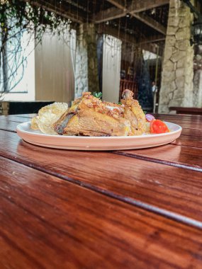 Bir yemek fotoğrafı.