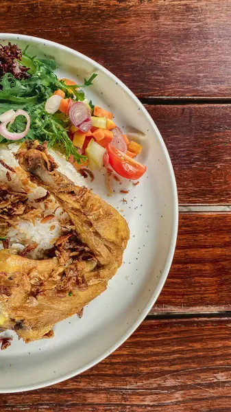 Sebzeli ızgara balık