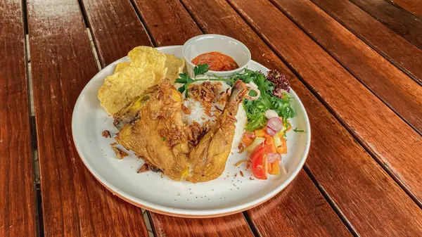 mutfağı ateş et aydınlatma kullanılan