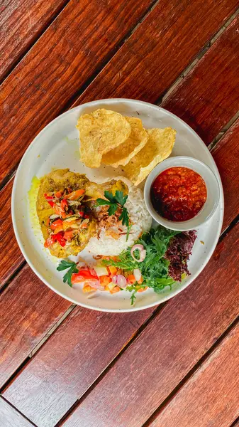 Kızarmış balığın mutfak fotoğrafı.