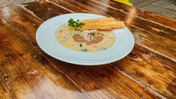 Lezzetli çorba, yiyecek, içecek.