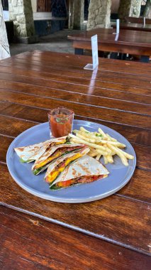 Bir yemeğin mutfak fotoğrafı.