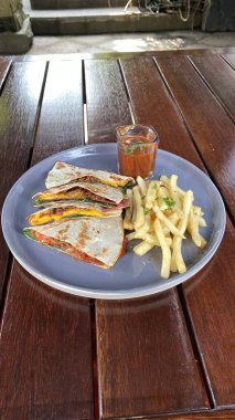 Bir yemeğin mutfak fotoğrafı.