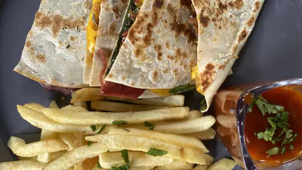 Lezzetli ve sağlıklı yemek