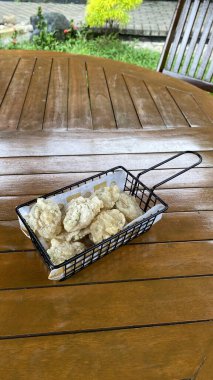 Tayland Çıtır Pirinç Eriştesi