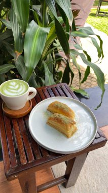 Lezzetli bir kahvaltının yakın çekimi.