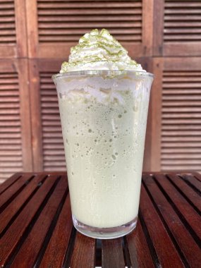 Buzlu kibrit yeşil çay.