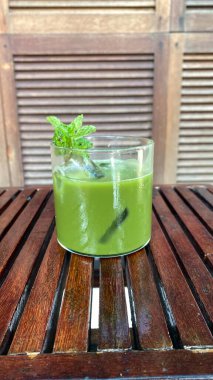 yeşil çay limon ve nane