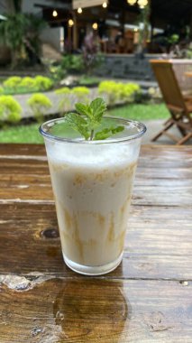 Lezzetli Asya yemeklerinin yakın görüntüsü