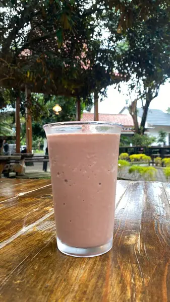 Buzlu buzlu kahve ve buz.