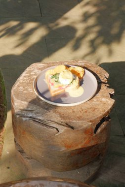 Sokak yemeklerinde yiyecekleri kapamak, seçici odaklanma