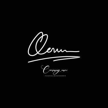 QE ilk harf el yazısı ve imza logosu