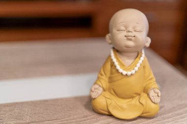 Barışın sembolü: Sessiz Yansımada Buda Heykeli