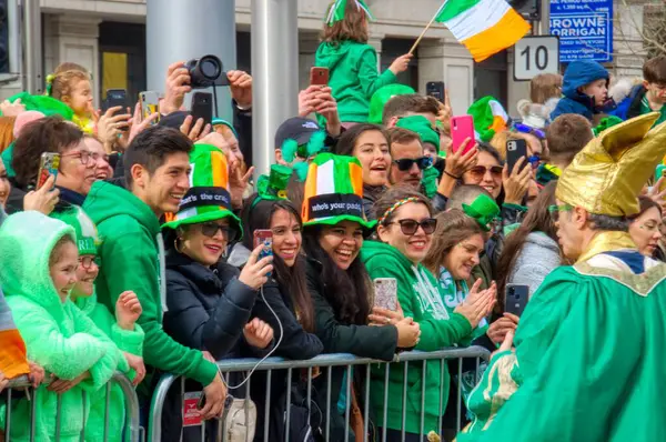 Dublin İrlanda 'da Aziz Patrick Günü geçit töreni