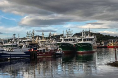 Donegal İrlanda 'daki balıkçı kasabası
