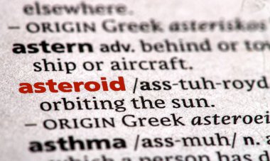 bir sözlükte küçük gezegen kelimesi vurgulandı