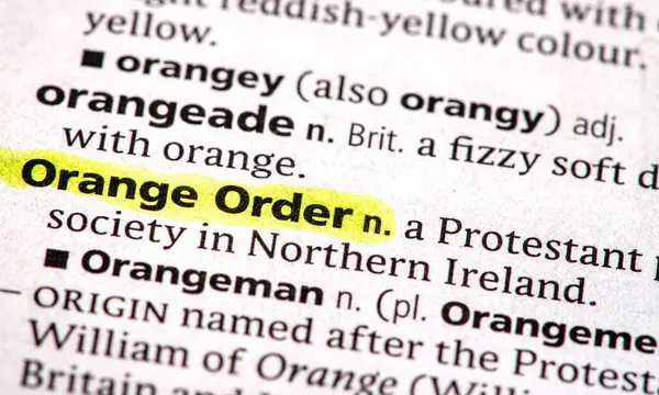 turuncu sıra sözlükte vurgulandı 