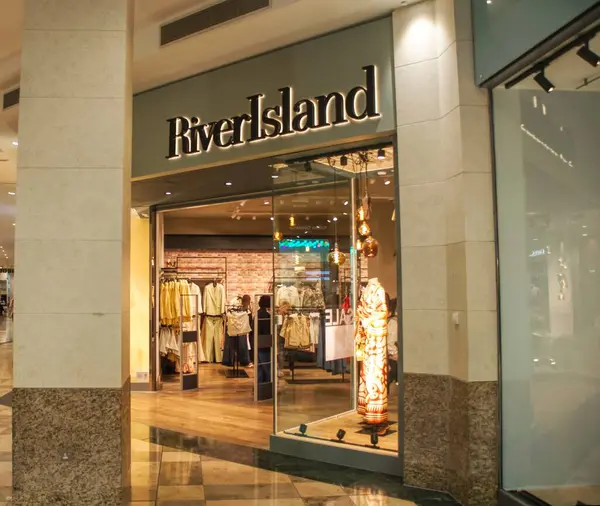River Island Moda Dükkanı