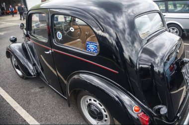 Klasik Ford popüler araba.