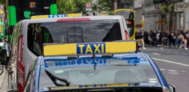 Dublin İrlanda 'da taksi