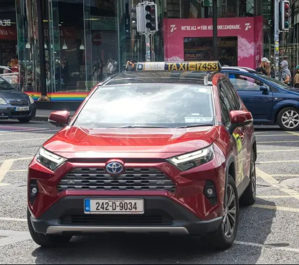 Dublin şehrinde taksiler