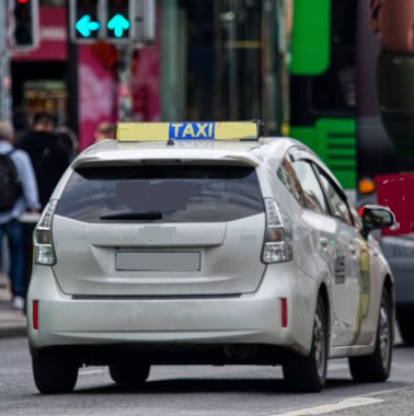 Dublin İrlanda 'da bir taksi.