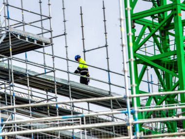 Şehirdeki işçiler.