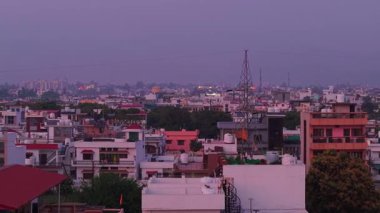 Hindistan 'da büyüleyici günbatımı manzarası. Yüksek kalite 4k görüntü