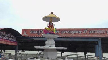 Sadakat içinde yüzen bir Murti. Yüksek kalite 4k görüntü